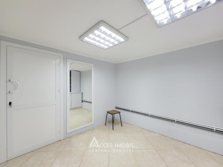 Botanica, Nicolai Zelinschi street, 3 rooms + living! Euro repair! Authonomus!: 21