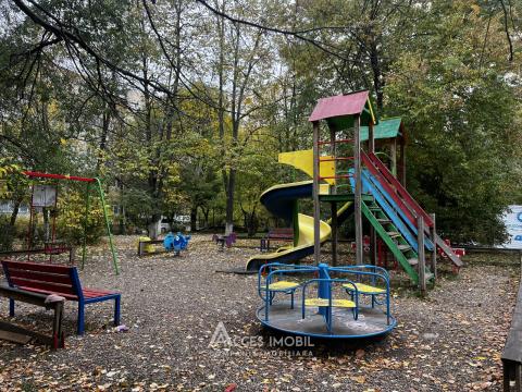 Râșcani, bd. Moscova, 1 cameră. Localizare de mijloc!: 9