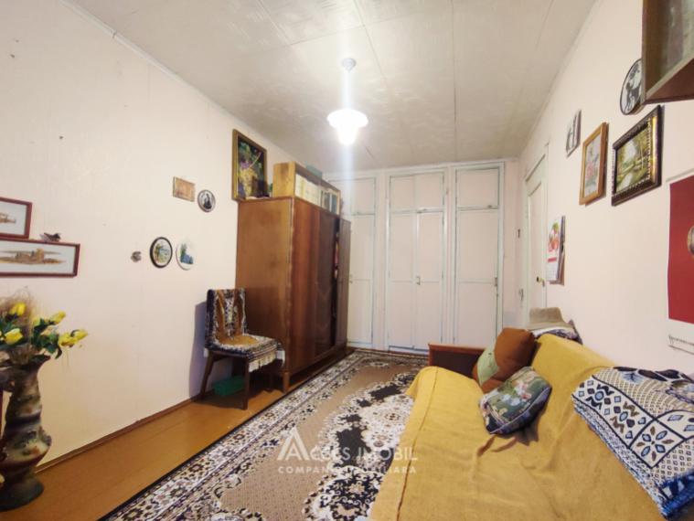 Botanica, șos. Muncești, 2 camere! De mijloc!: 3