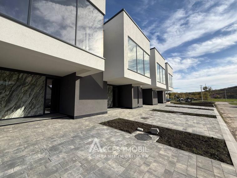 TownHouse în 2 nivele! Budești, str. Florilor, 150m2 + 2 ari! Variantă albă!: 1