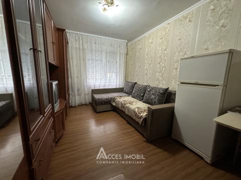 Centru, str. N. Testimițeanu, 1 cameră. De mijloc!: 1