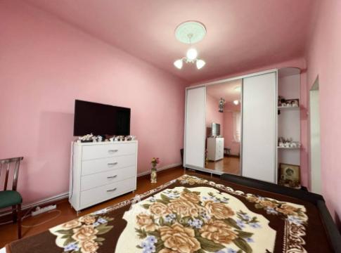 Casă! str. Pitulicii, Poșta Veche, 3 camere + living, 100m2 + 7 ari.: 2