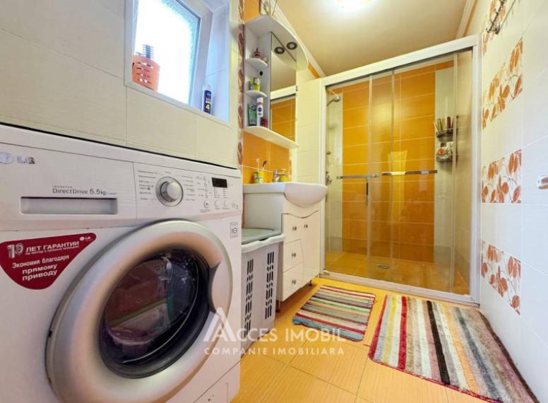 Casă! str. Pitulicii, Poșta Veche, 3 camere + living, 100m2 + 7 ari.: 16