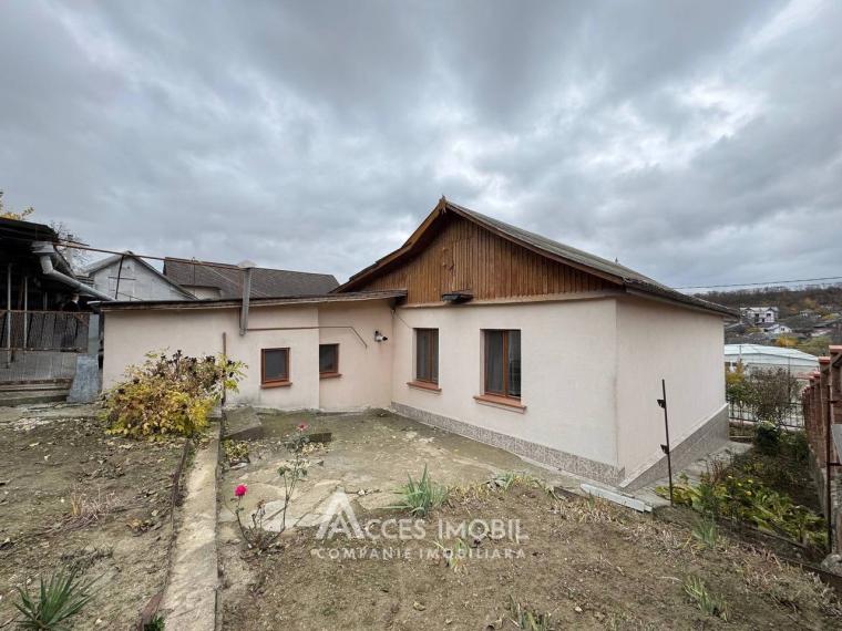 Casă! str. Pitulicii, Poșta Veche, 3 camere + living, 100m2 + 7 ari.: 18