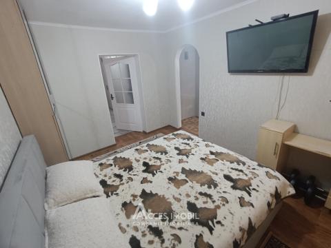 Buiucani, str. Cornului, 2 camere + living!: 1