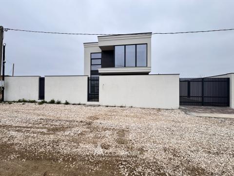 : Durlești, str. Tricolorului