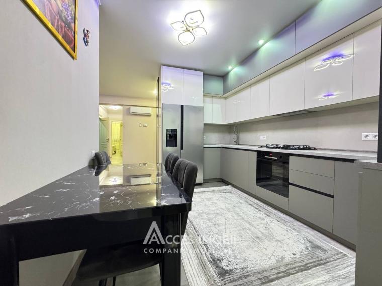 Chirie! Bloc Nou! Telecentru, str. Sprâncenoaia, 2 camere + living! Euroreparație!: 5