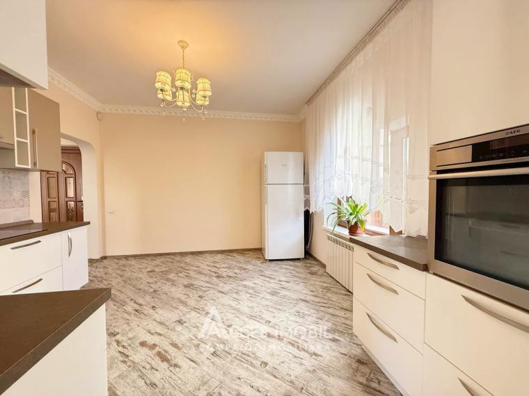 Chirie! Casă în 2 niveluri! str. Onești, Telecentru, 180m2 + 3 ari! Euroreparație!: 2