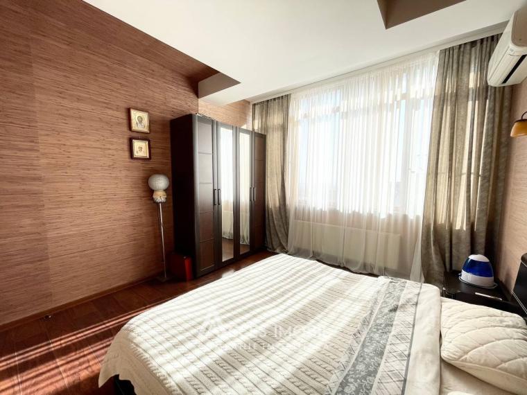 Chirie! Bloc Nou! Botanica, bd. Trăian, 2 camere. Terasă + Priveliște Panoramică! Euroreparație!: 1