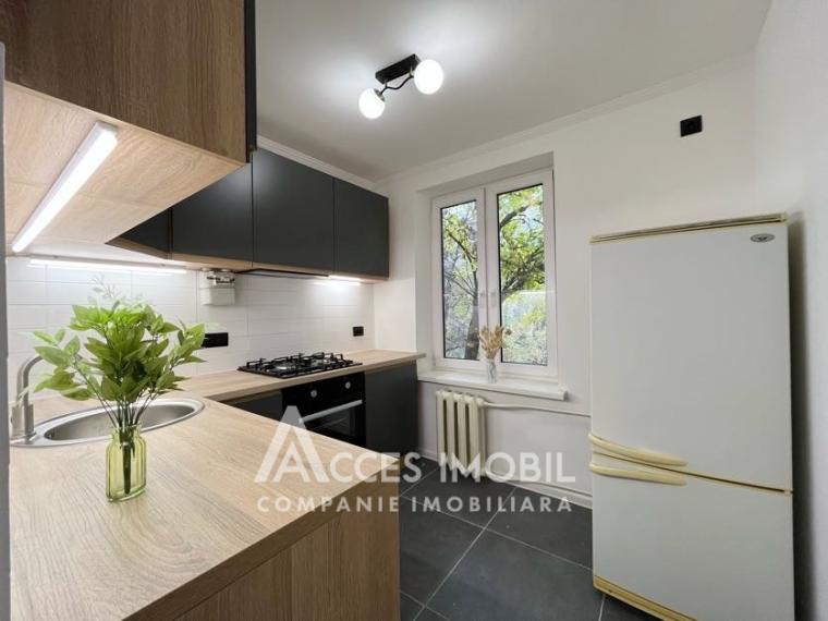 Botanica, str. Pandurilor/Sarmizegetusa, 1 cameră + living. Euroreparație! De mijloc!: 2