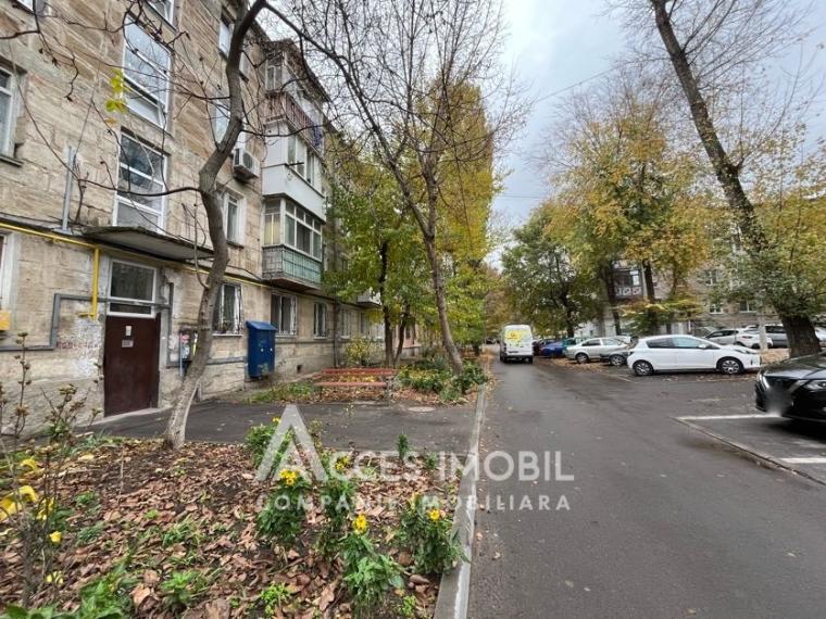 Botanica, str. Pandurilor/Sarmizegetusa, 1 cameră + living. Euroreparație! De mijloc!: 10