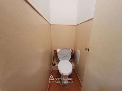 Botanica, bd. Traian, 1 cameră! Seria Varnița! De mijloc!: 5