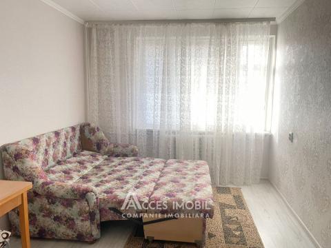 Чеканы, ул. Михаил Садовяну, комната. Середина дома!: 1