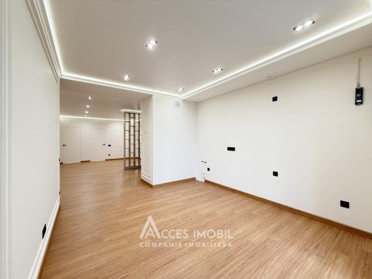 ExFactor! Ciocana, bd. Mircea cel Bătrân, 3 camere + living. Euroreparație!: 2