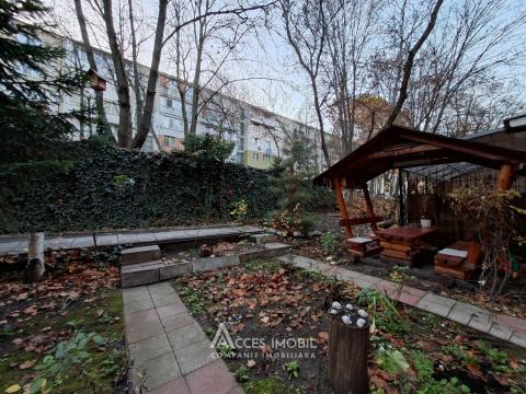 str. Gheorghe Madan, Poșta Veche, 2 camere. Seria 102! De mijloc!: 10