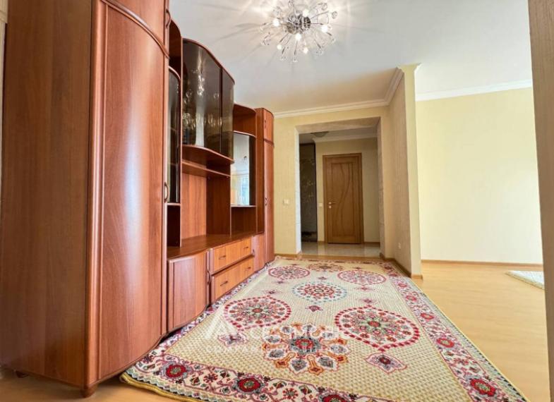 Chirie! Bloc Nou! Buiucani, bd. Alba Iulia, 2 camere. Euroreparație!: 14