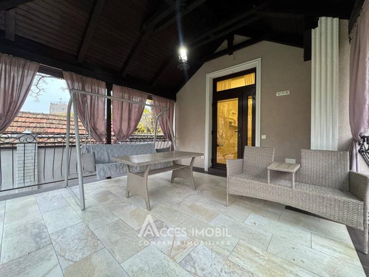 Casă în 3 nivele! Centru, str. Moara Roșie, 220m2 + 4 ari! Euroreparație!: 0