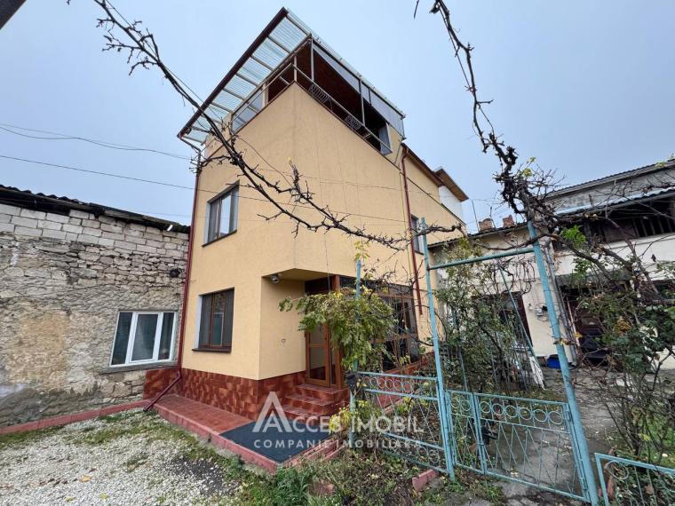 Chirie! Casă în 3 nivele! Centru, str. Alexei Șciusev 180m2! Euroreparație!: 1