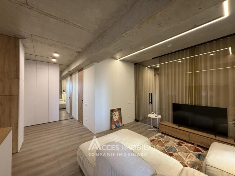 Lagmar! Toro Center! Pan Halippa street, Center! 1 room + living. Euro repair!: 2