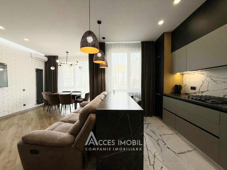 Clock Tower! Spartacus street, Rascani, 2 rooms + living. Euro Repair!: 3