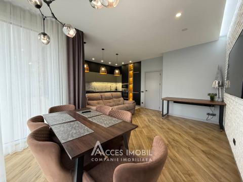 Clock Tower! Spartacus street, Rascani, 2 rooms + living. Euro Repair!: 5