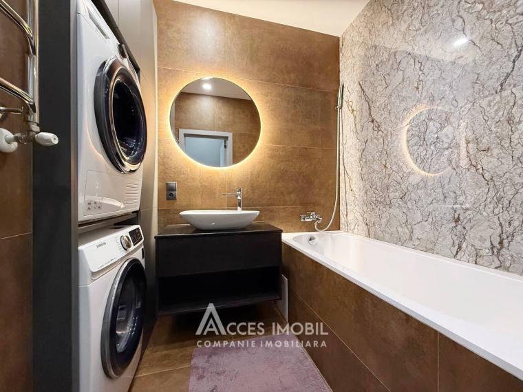 Clock Tower! Spartacus street, Rascani, 2 rooms + living. Euro Repair!: 12