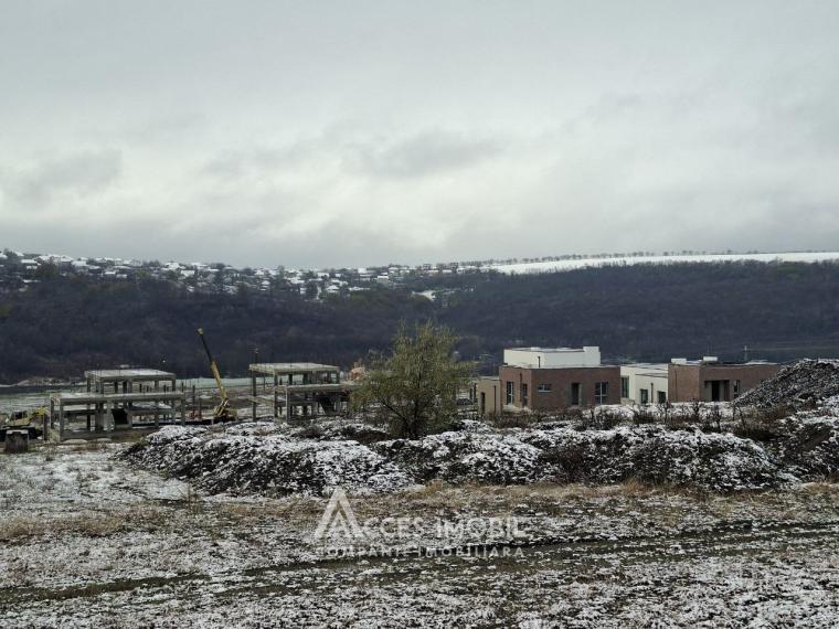 Teren pentru construcții 7 ari! Tohatin, str. Haiducilor!: 0