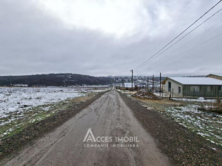 Teren pentru construcții 8 ari! Tohatin, str. Independeței!: 0