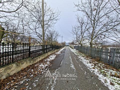 Teren pentru construcții 8.43 ari! Cruzești, str. Întemeietorul Crudu!: 1