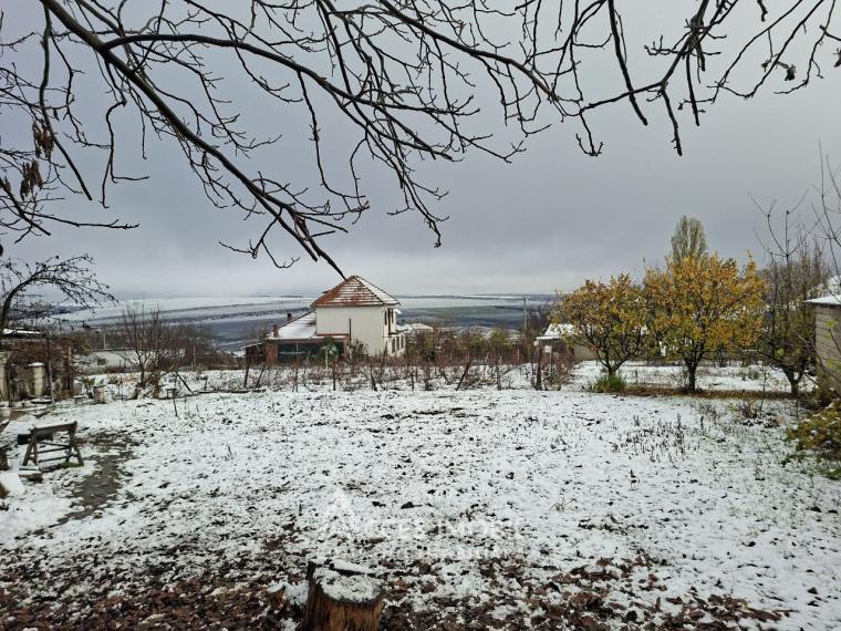 Teren pentru construcții 8.43 ari! Cruzești, str. Întemeietorul Crudu!: 2