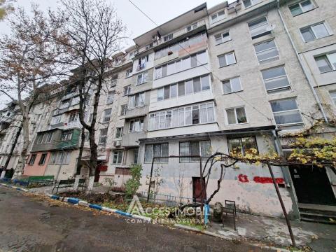 Botanica, str. Sarmizegetusa, 1 cameră! De mijloc!: 11