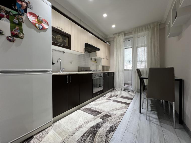 Centru, str. Albișoara, 1 cameră. Euroreparație!: 3