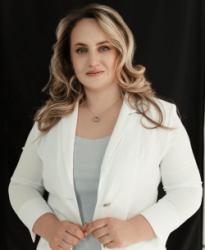 Agent imobiliar: Onica Anastasia