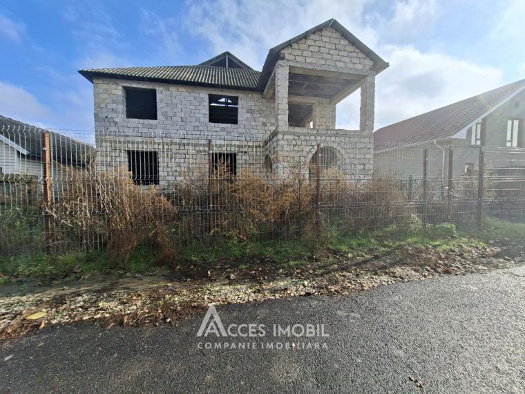 Casă în 2 niveluri! Ciorescu, str. Florilor , 179 + 6 ari! În construcție!: 2