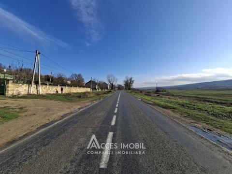 Teren pentru construcții 8 ari, Hrușova, str. Ștefan cel Mare!: 3