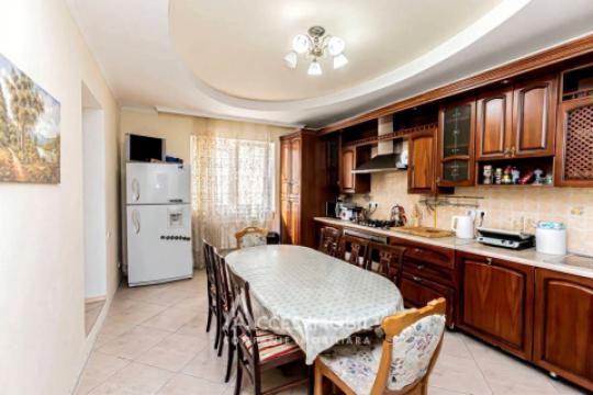 Chirie! Casă în 3 nivele, 300m2 + 5 ari! Telecentru, str. Vlad Țepeș. Euroreparație!: 5