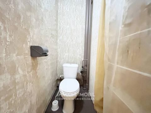 Центр, ул. Иcмаил, 1 комната! Середина дома!: 3