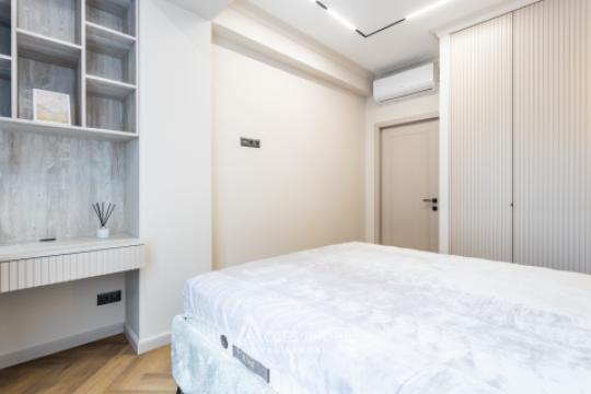 OASIS! Rascani, Bogdan Voievod street, 2 rooms + living. Euro repair!: 9