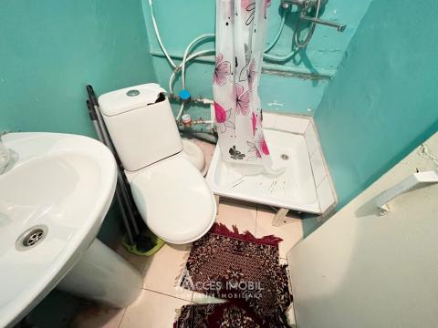 Botanica, str. Nicolae Titulescu, o cameră! De mijloc!: 4