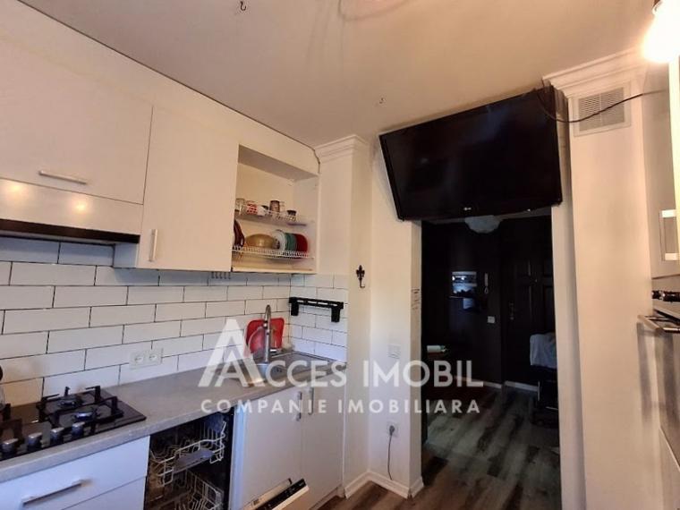 Centru, str. N. Testemițanu, 2 camere. Euroreparație!: 4