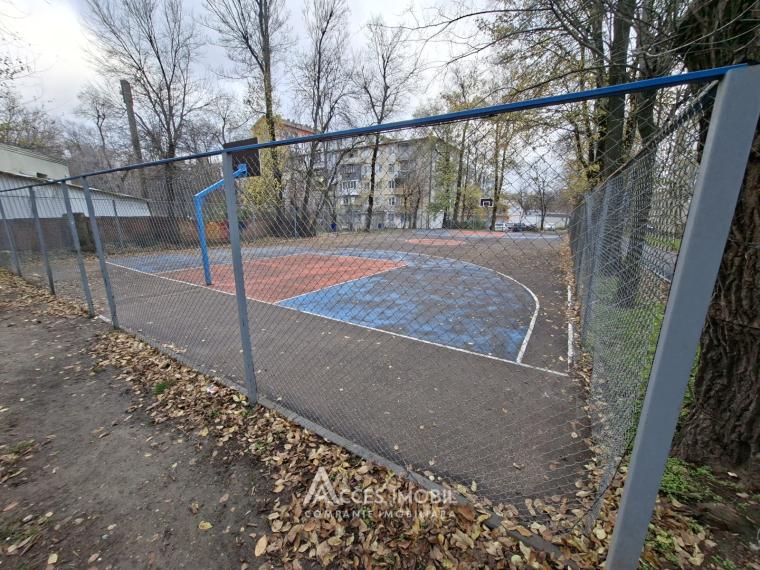 Botanica, str. Nikolai Zelinski, 3 camere! Euroreparație!: 11