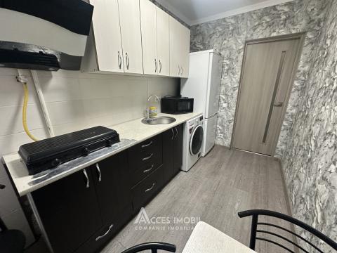 Botanica, str. Cetatea Albă, 1 cameră. Euroreparație! De mijloc!: 2