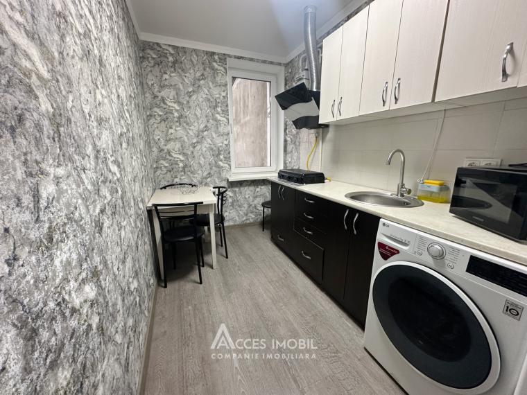 Botanica, str. Cetatea Albă, 1 cameră. Euroreparație! De mijloc!: 3