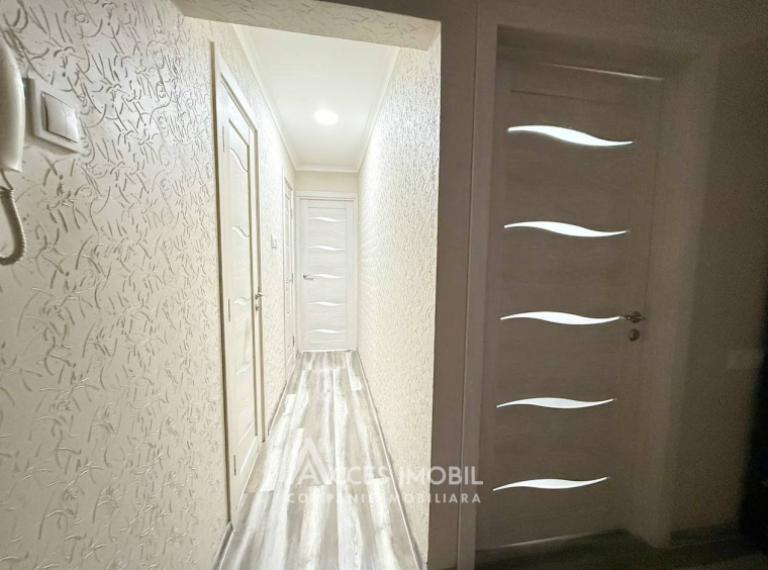 Mircea cel Batran avenue, 3 rooms. Euro Repair! Autonomous heating!: 11