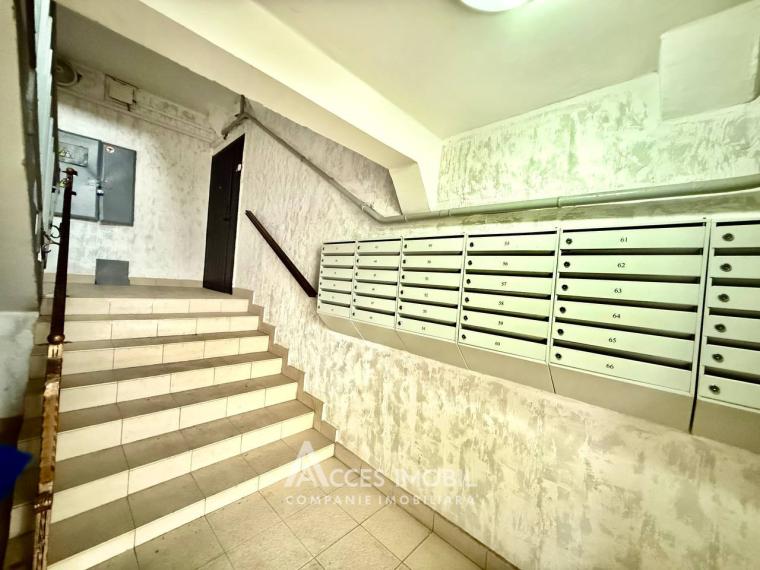 Центр, ул. Албишоара, 3 комнаты + гостиная. 143 Серия! Cередина дома! Белый вариант!: 2