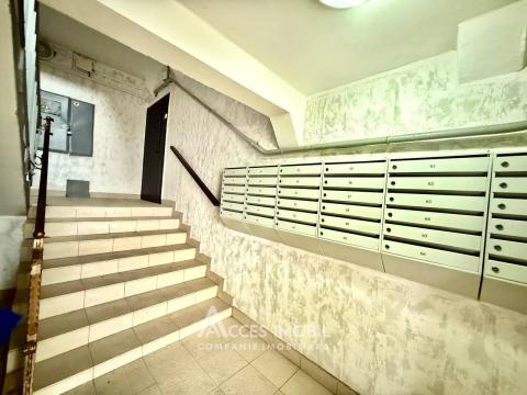 Центр, ул. Албишоара, 3 комнаты + гостиная. 143 Серия! Cередина дома! Белый вариант!: 2