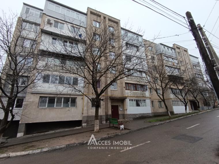 Vatra, str. Ștefan Vodă, 3 camere. Seria 102!: 0