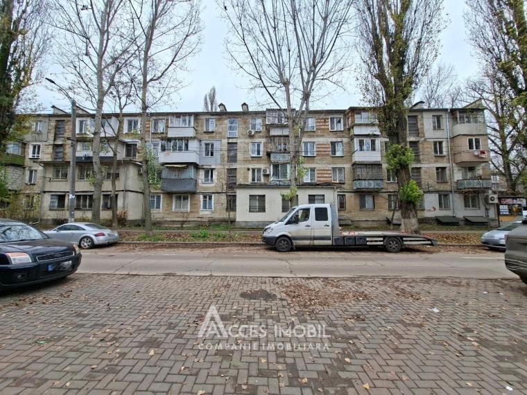 Botanica, str. N. Titulescu, 1 cameră + living. Euroreparație! De mijloc!: 10