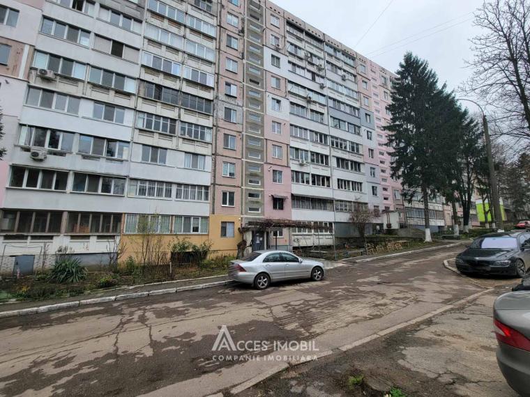 Botanica, bd. Traian, 1 cameră! Seria Varnița! De mijloc!: 11