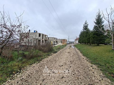 Terenuri de vânzare în Chișinău: Cheltuitori, str. Tricolorului